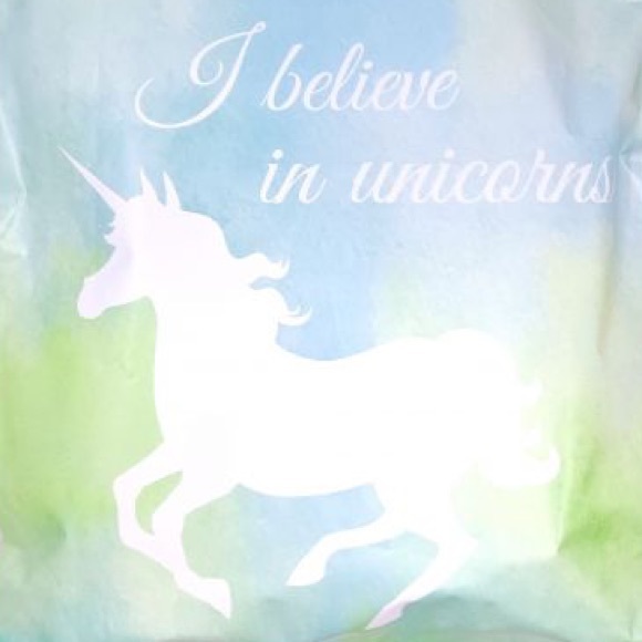 50 10 X 13 Poly Mailers Unicorn, Shipping Envelopes, PRICE IS FIRM - Picture 2 of 4